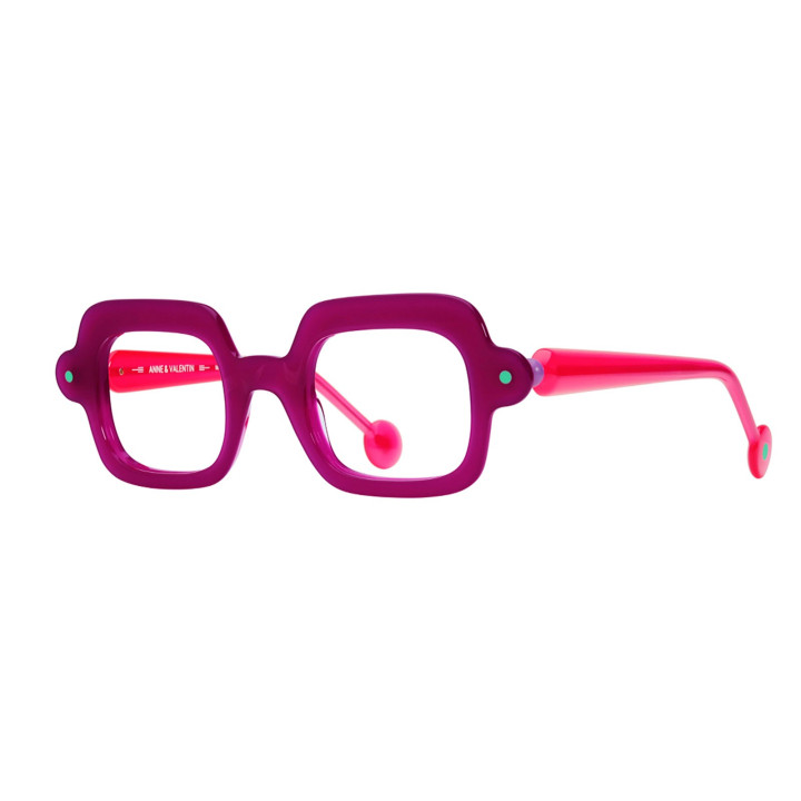 Anne et Valentin BIM 24A12 (3q view)