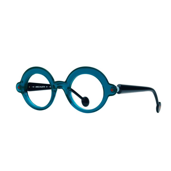 Anne et Valentin BLUP 24A11 (3q view)