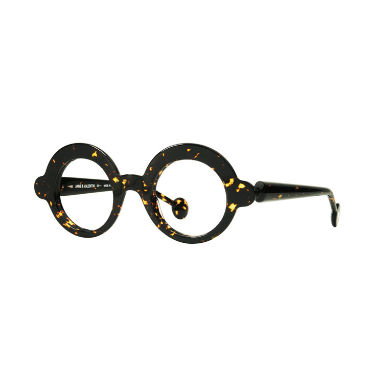 Anne et Valentin BLUP 24A13 (3q view)