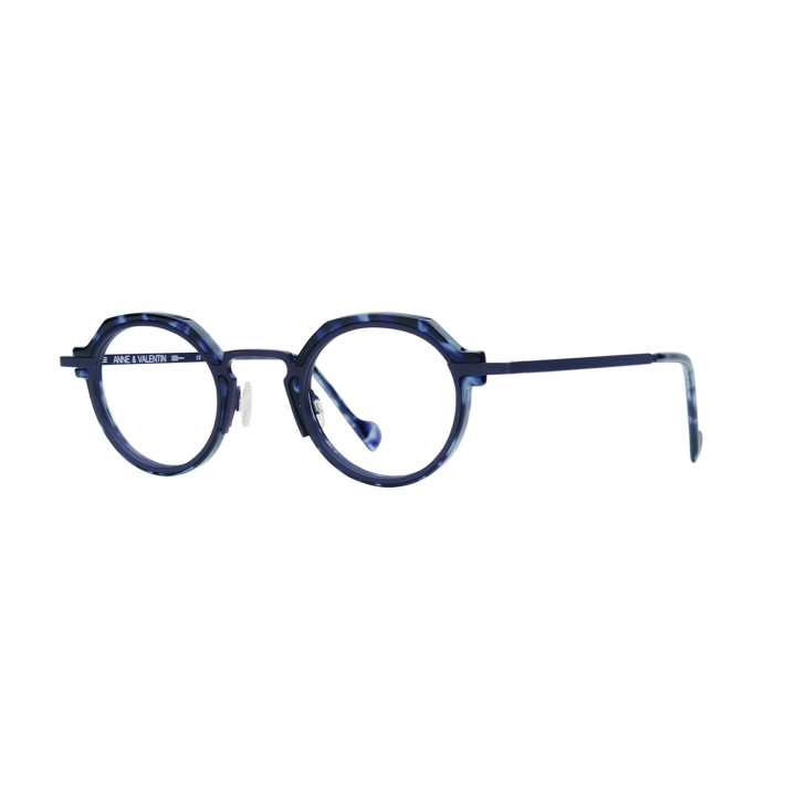 Anne et Valentin M2 24A03 (3q view)