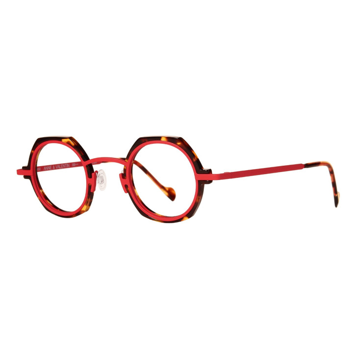 Anne et Valentin M11 22A11 ( 3q view)