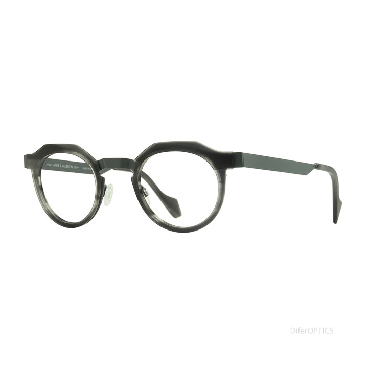 Anne et Valentin ORSON 21C10 (vista 3q)