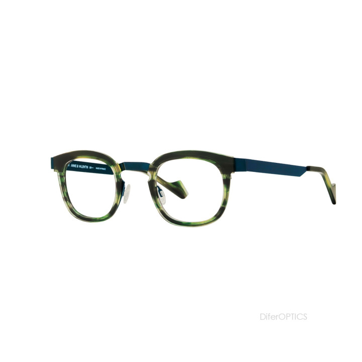Anne et Valentin OWEN 24c53 (3q view)