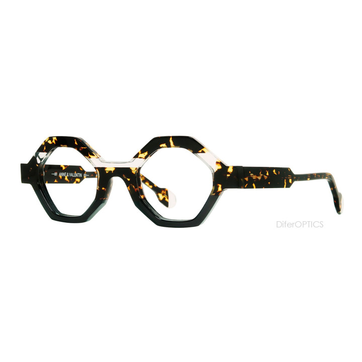 Anne et Valentin HAHA 23A05 (3q view)