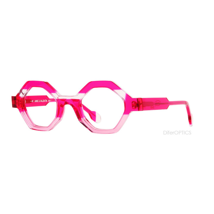 Anne et Valentin HAHA 23A09 (3q view)