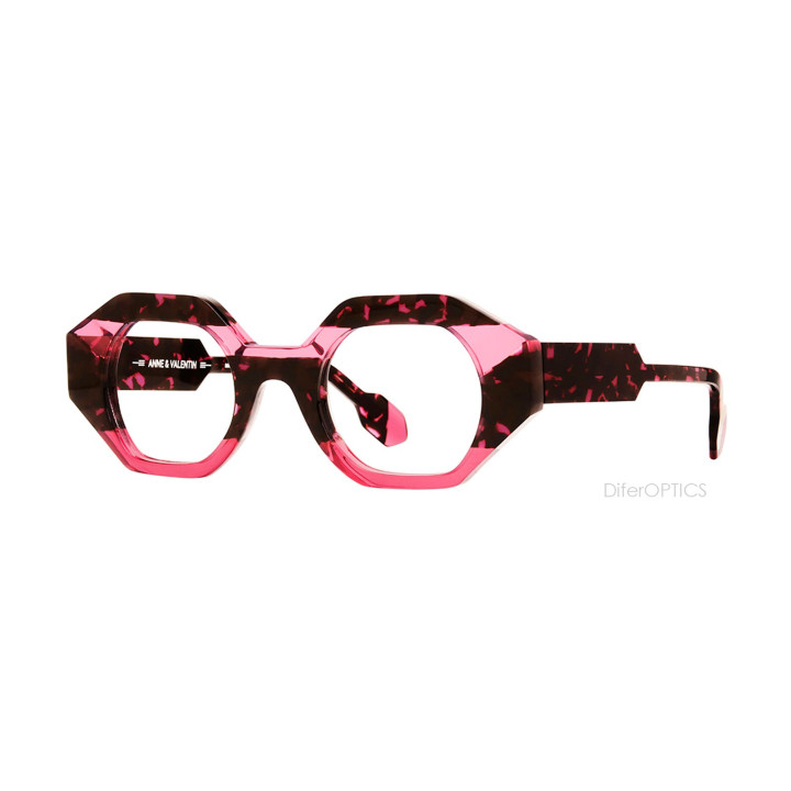 Anne et Valentin HUHU 24c37 (3q view)