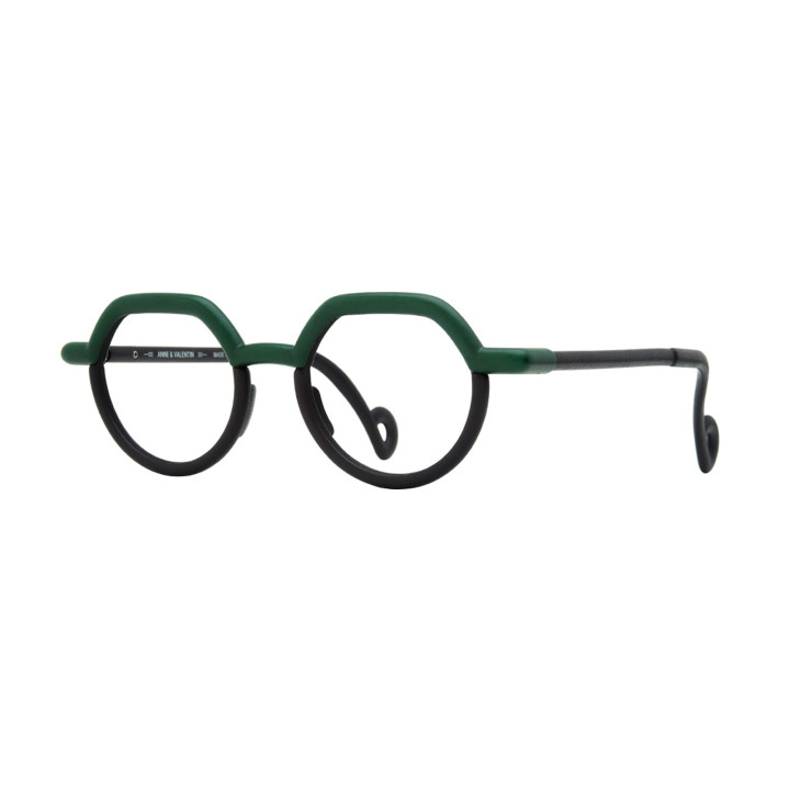 Anne et Valentin HE04 24C68 (vista 3q)