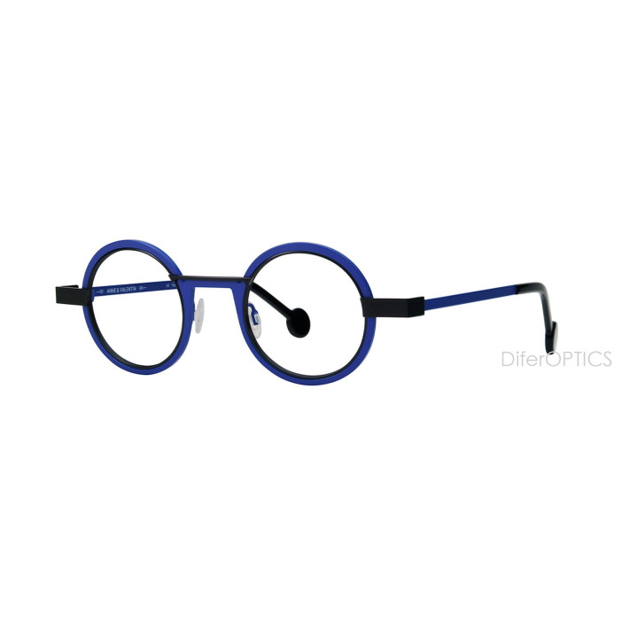Anne et Valentin WELLOK 24a24 ( 3q view)