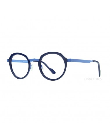 Anne et Valentin FANDANGO 21B10 (3q view)