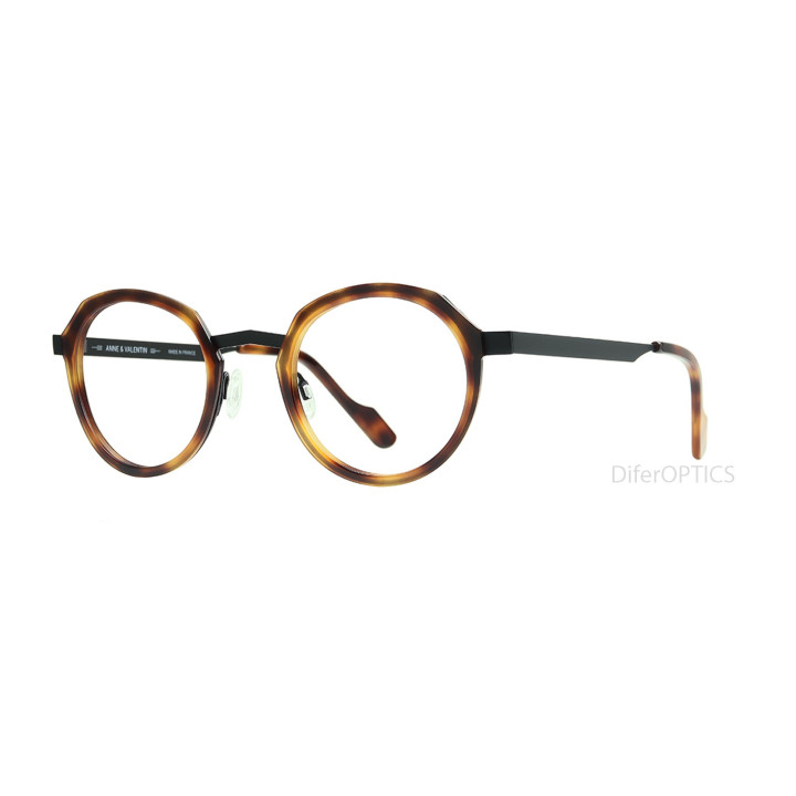 Anne et Valentin FANDANGO u104 (3q view)