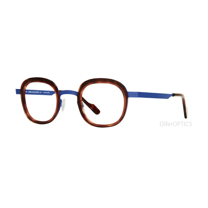 Anne et Valentin 24B11 (3q view)