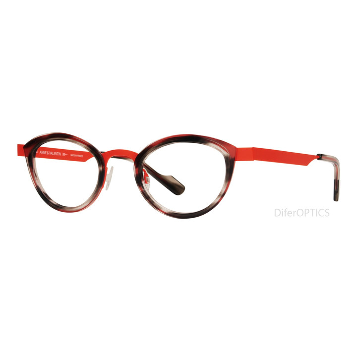 Anne et Valentin Fossette 24B05 ( 3q view)