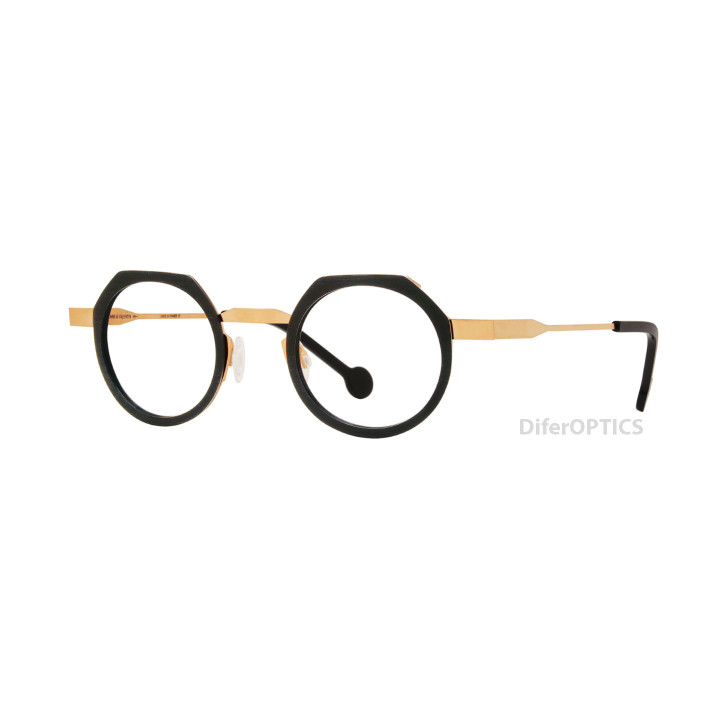 Anne et Valentin Frehel 21B17 (3q view)