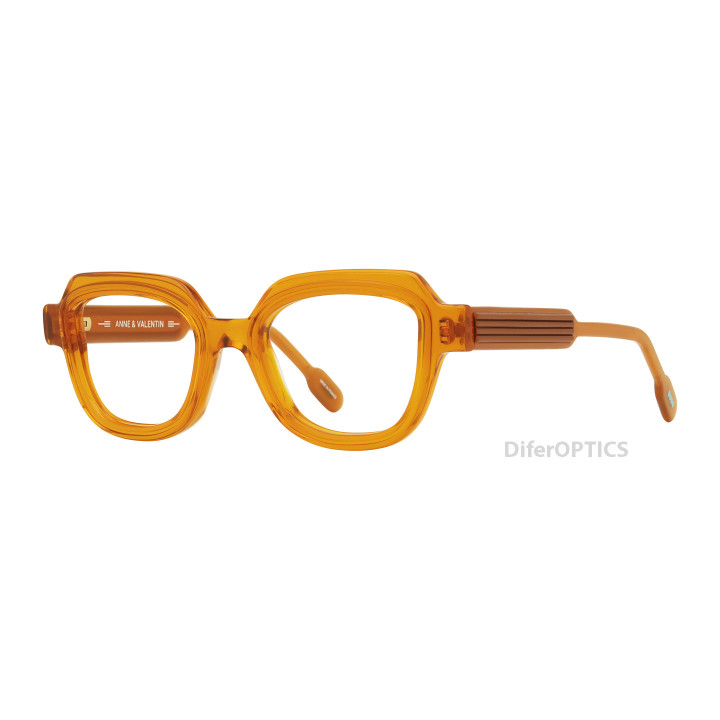 Anne et Valentin Bakoto 25c04 (vista 3q)