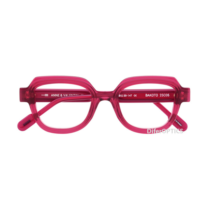 Anne et Valentin Bakoto 25c05