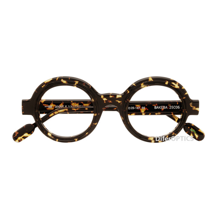 Anne et Valentin Bakeba 25c06