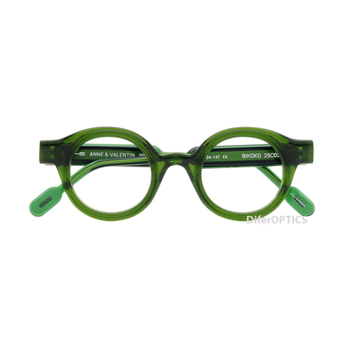 Anne et Valentin Bikoko 25c03