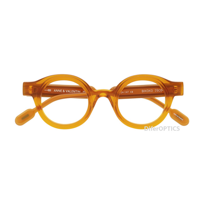Anne et Valentin Bikoko 25c04
