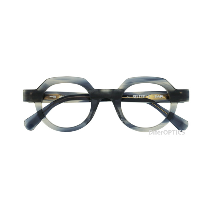 Anne et Valentin Relief 25a04