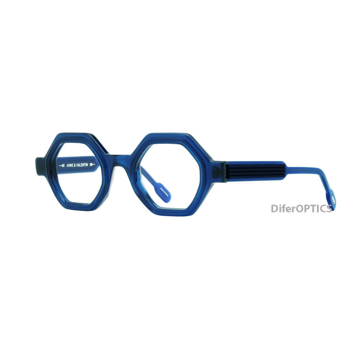 Anne et Valentin Bateke 25c01 (vista 3q)