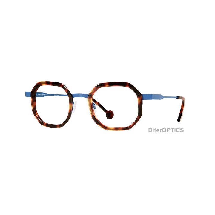 Anne et Valentin Fabella 24B11 (3q view)
