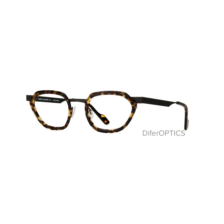 Anne et Valentin Foxy 25B30 (3q view)