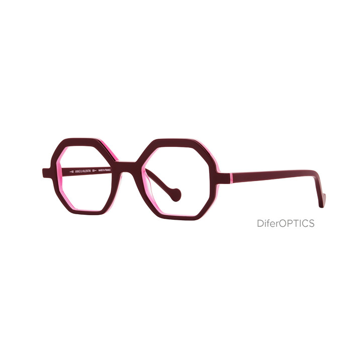 Anne et Valentin ABIRA 26a48 (3q view)