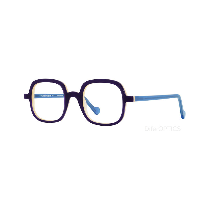 Anne et Valentin Alizee 26a46 (3q view)