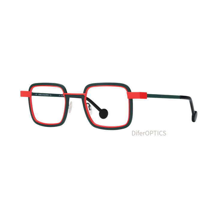 Anne et Valentin WELLDONE 24a26 (vista 3q)