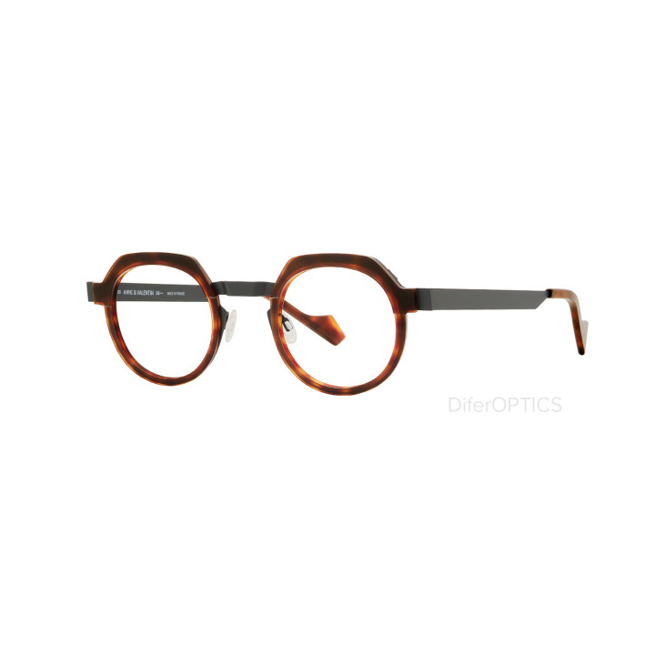 Anne et Valentin Osta  25C50 (vista 3q)