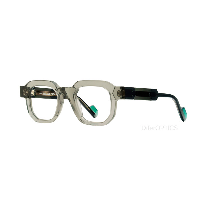 Anne et Valentin Winstons 24A08 (3q view)