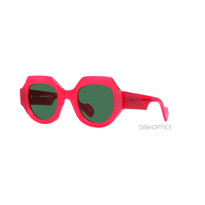 Anne et Valentin SPIRIT 23D07 (3q view)