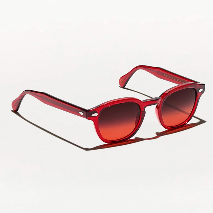 Las Lemtosh Monochrome en Ruby con lentes cabernet vista 3q