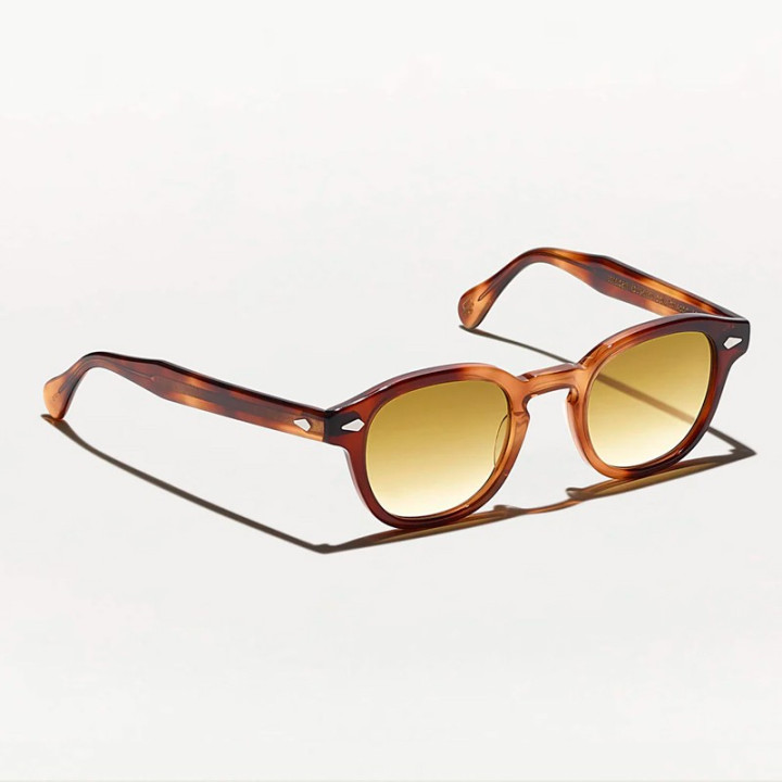 The Lemtosh Monochrome in Tobacco with Chestnut Fade tinted lenses 3q view