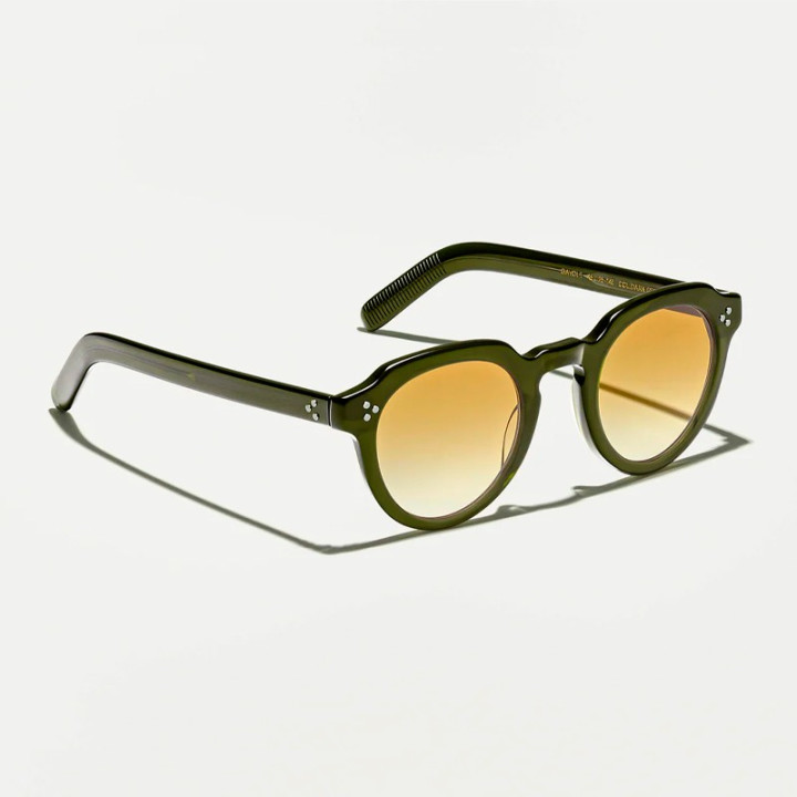 Las Gavolt Sun en Dark Green con Chestnut Fade Custom Made Tints vista 3q