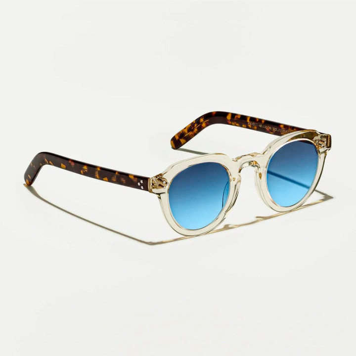 Las Gavolt Sun en Flesh Tortoise con Denim Blue Custom Made Tints vista 3q