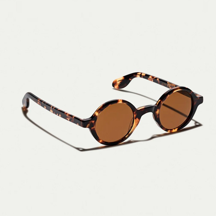 Las Zolman Sun en Classic havana con lentes minerales Cosmitan Brown vista 3q