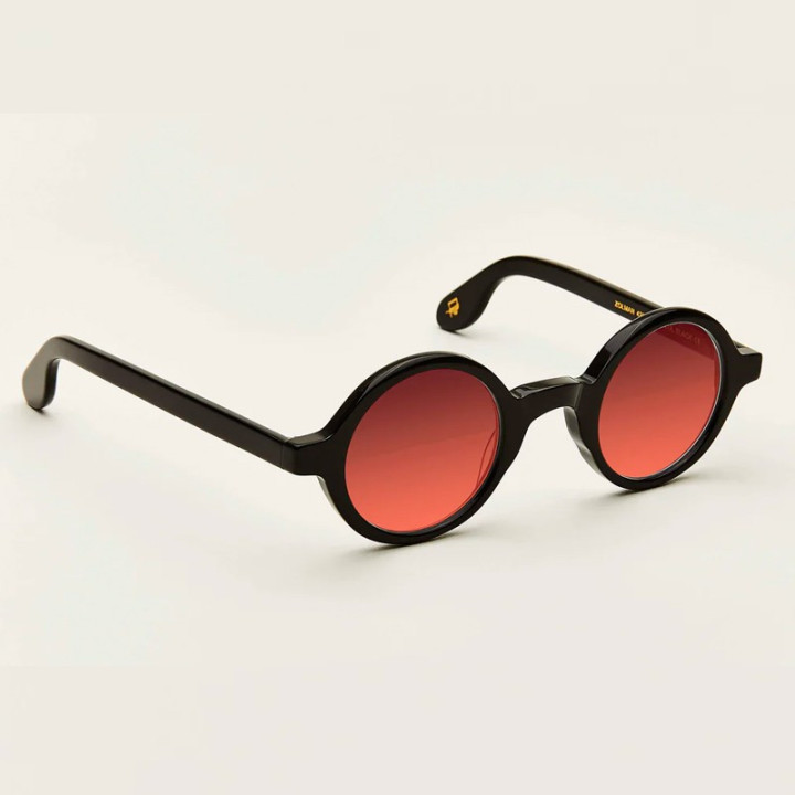 Las Zolman Sun en Black con Cabernet custom made tints vista 3q
