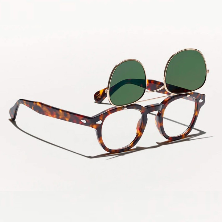 Las Fliptosh en Tortoise con G-15 Flip lenses abiertas vista 3q