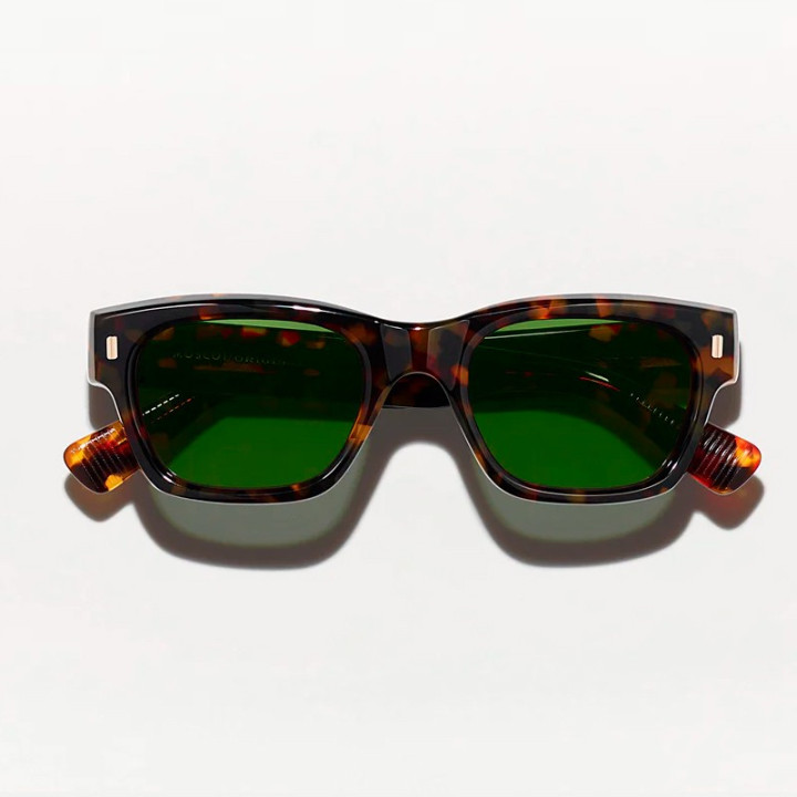 Las Zogan Sun en tortoise con lentes verdes CR39