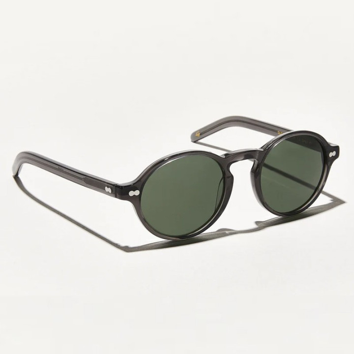 Las Glick Sun Grey con lentes minerales G15 vista 3q