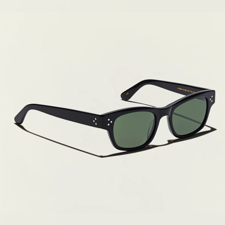 The Hyman Sun Black with G15 glass lenses 3q view