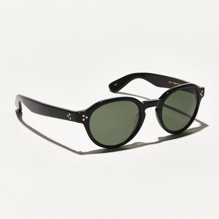 Las Ezra Sun Black con lentes minerales G15 vista 3q