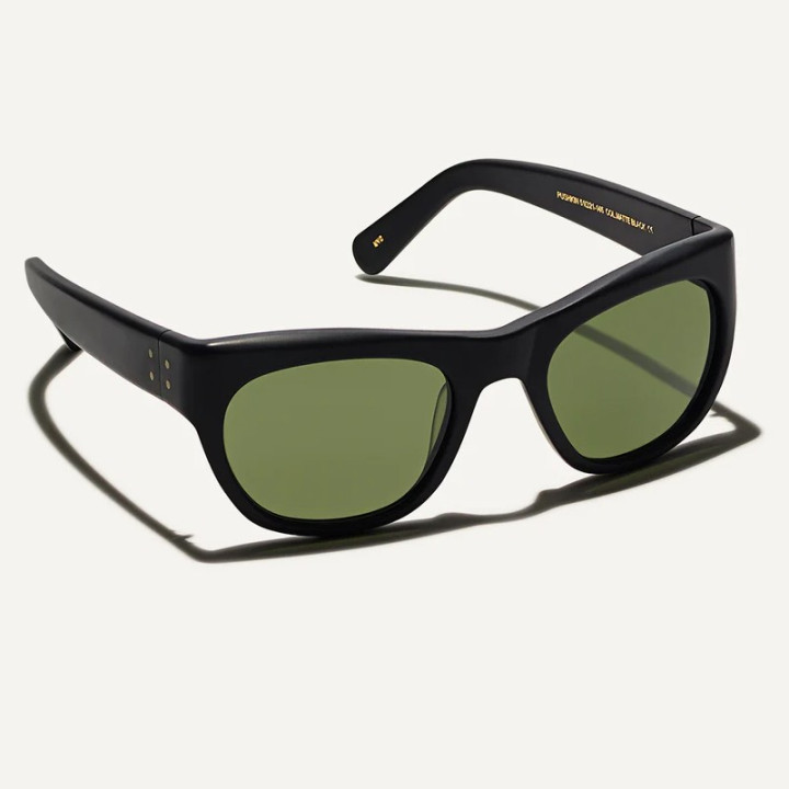 Las Pushkin Sun en matte black con lentes minerales G15 (vista 3q)