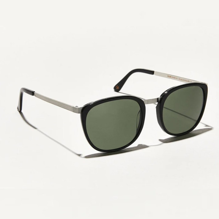 Las Brude Sun en Black Silver con lentes minerales G15 vista 3q