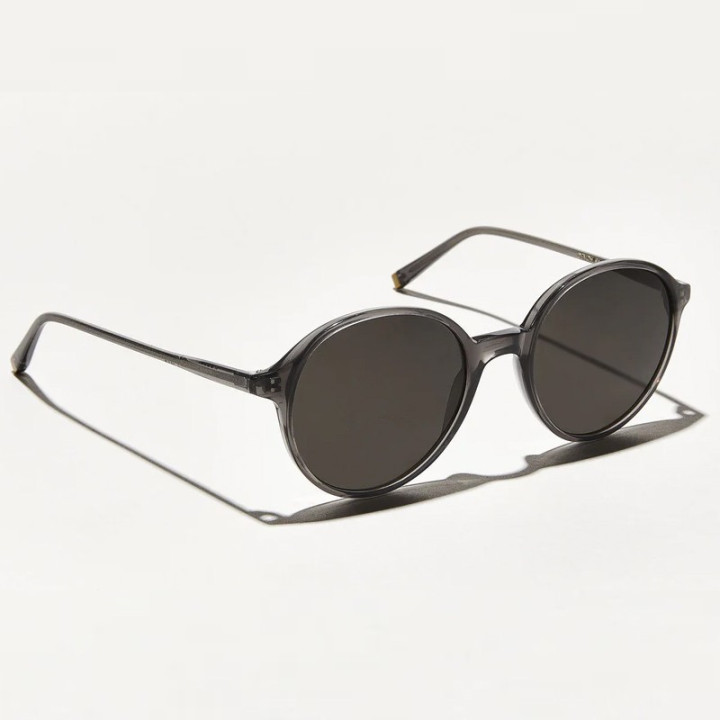 Las Devon Sun en grey con lentes grises vista 3q