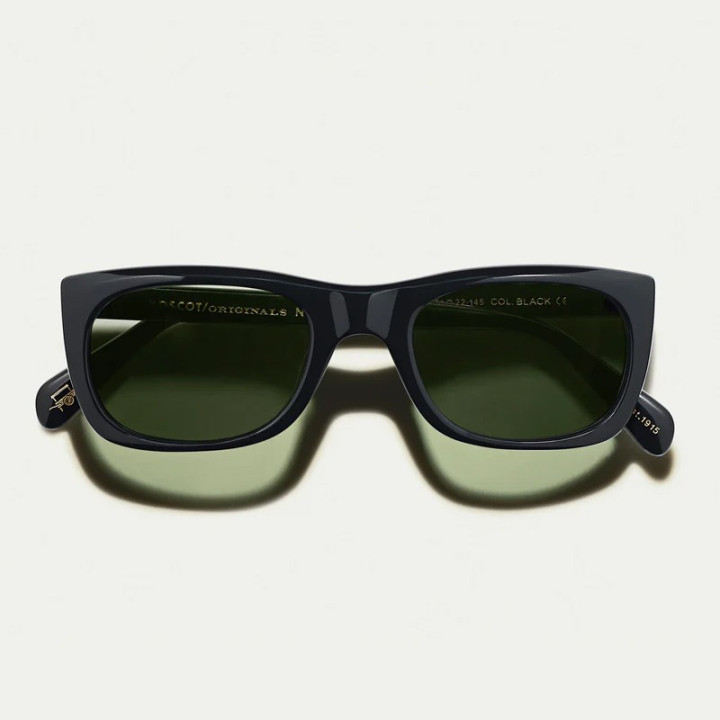 Las  Kelev Sun Black con lentes minerales G15