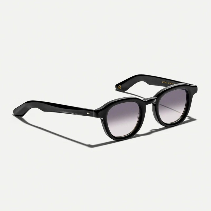 The Dahven Black with American Grey Fade custom made tints (3q view)