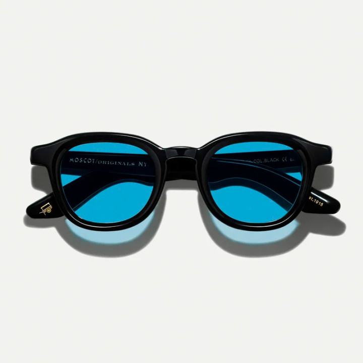 Las Dahven Black con lentes Celebrity Blue custom made tints
