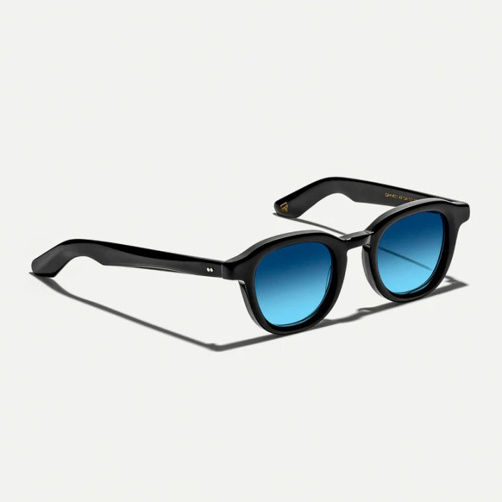 Las Dahven Black con lentes Denim Blue custom made tints (vista 3q)